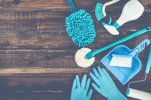 How do you keep your house clean at a party
