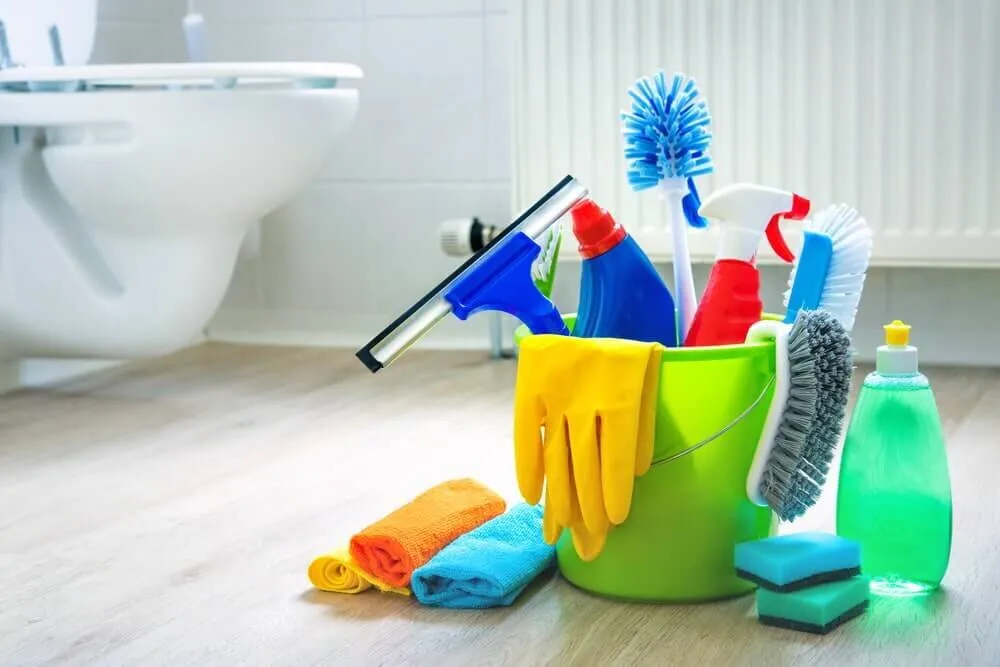 What are the benefits of having a clean bathroom