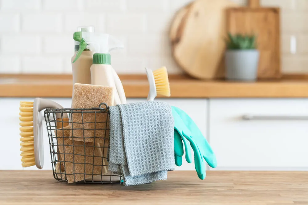Where can I find trustworthy maid services for my household in Manhattan Beach, CA?