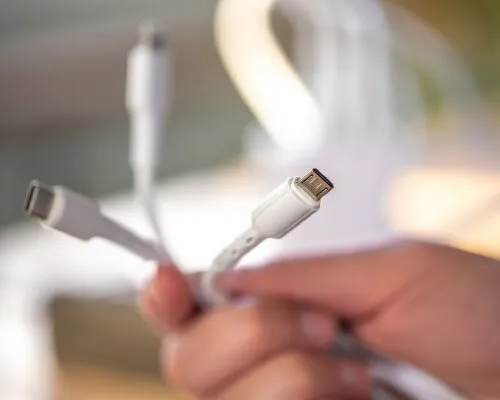 tangled cables