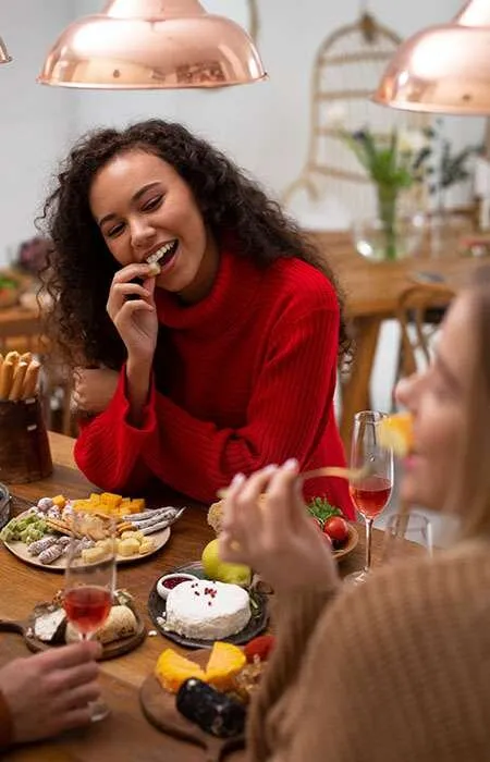 happy restaurant customers