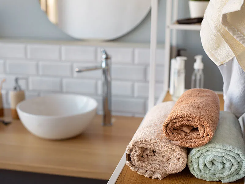 Effective Bathroom Cleaning Checklist For Your Home or Airbnb
