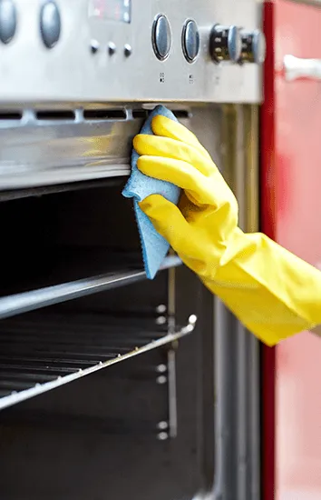 deep cleaning oven