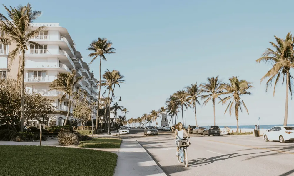 How Living Near the Ocean in North Palm Beach Affects Your Home